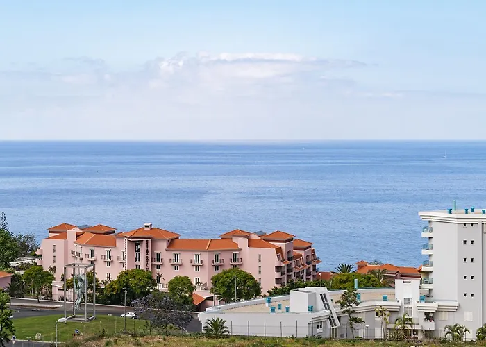Piornais I By An Island Apart