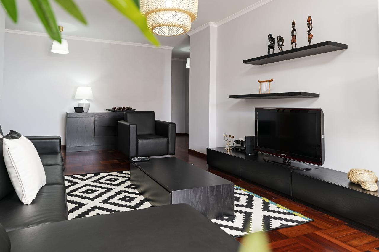 Piornais I By An Island Apartment Funchal (Madeira)