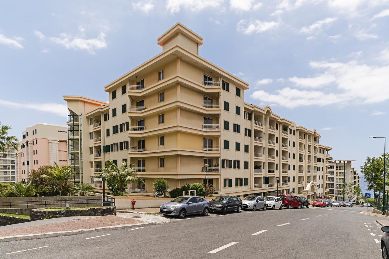 Piornais I By An Island Apartment *